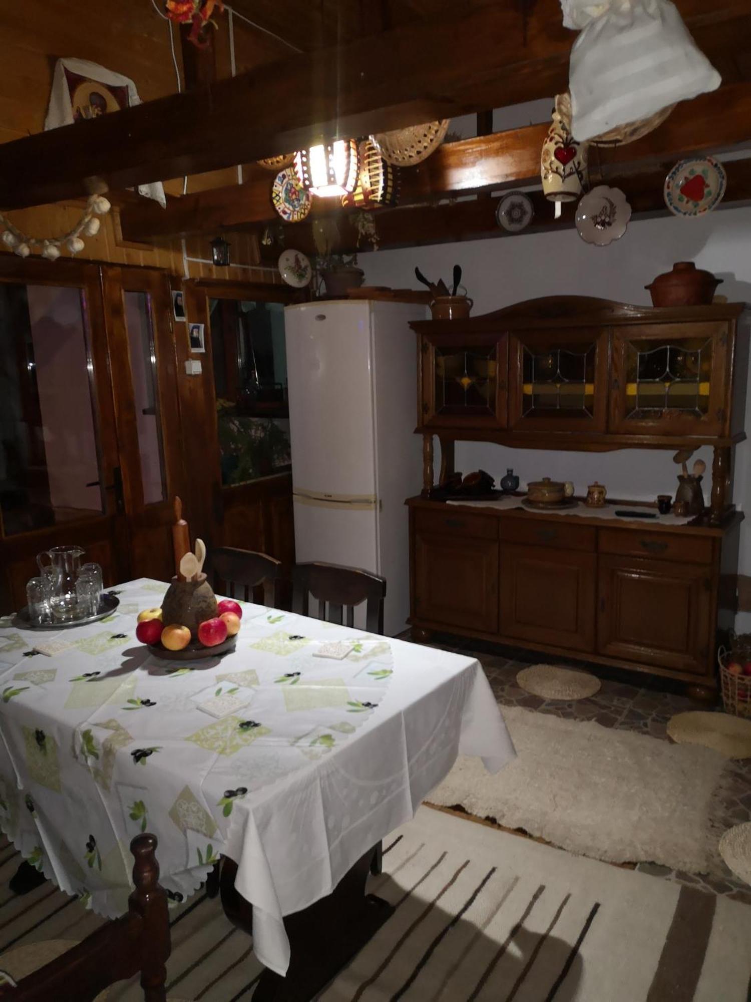 Casa Livada Bunicii Villa Tîrgu Ocna Exteriör bild