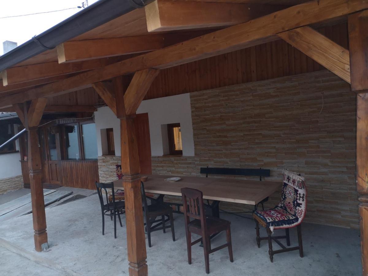 Casa Livada Bunicii Villa Tîrgu Ocna Exteriör bild