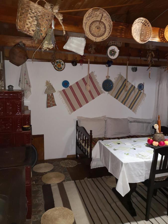 Casa Livada Bunicii Villa Tîrgu Ocna Exteriör bild